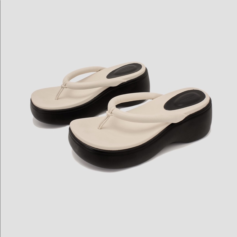 PLATFORM WEDGE THONG SANDALS, IVORY